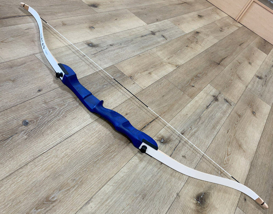 SAS Spirit Jr 54" Beginner Wooden Archery Bow 18lb RH Blue Riser - Open Box