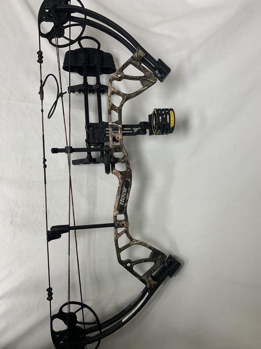 Bear Archery Royale RTH Compound Bow 5-50 lbs Realtree Edge LH - Open Box